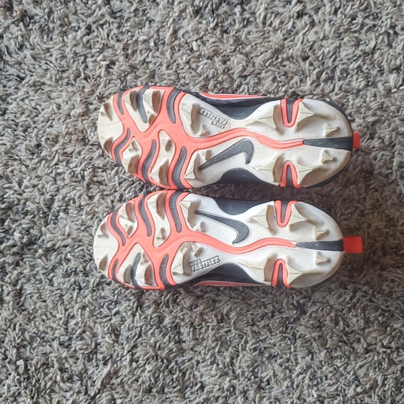 Youth Nike Boy's Hyperdiamond Keystone 2.5 GS Cleats - Picture 4 of 7